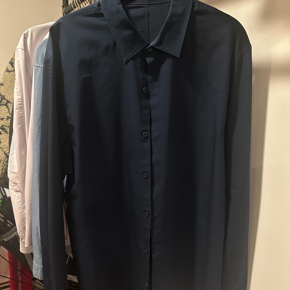Lululemon Men's Navy Blue Shirt